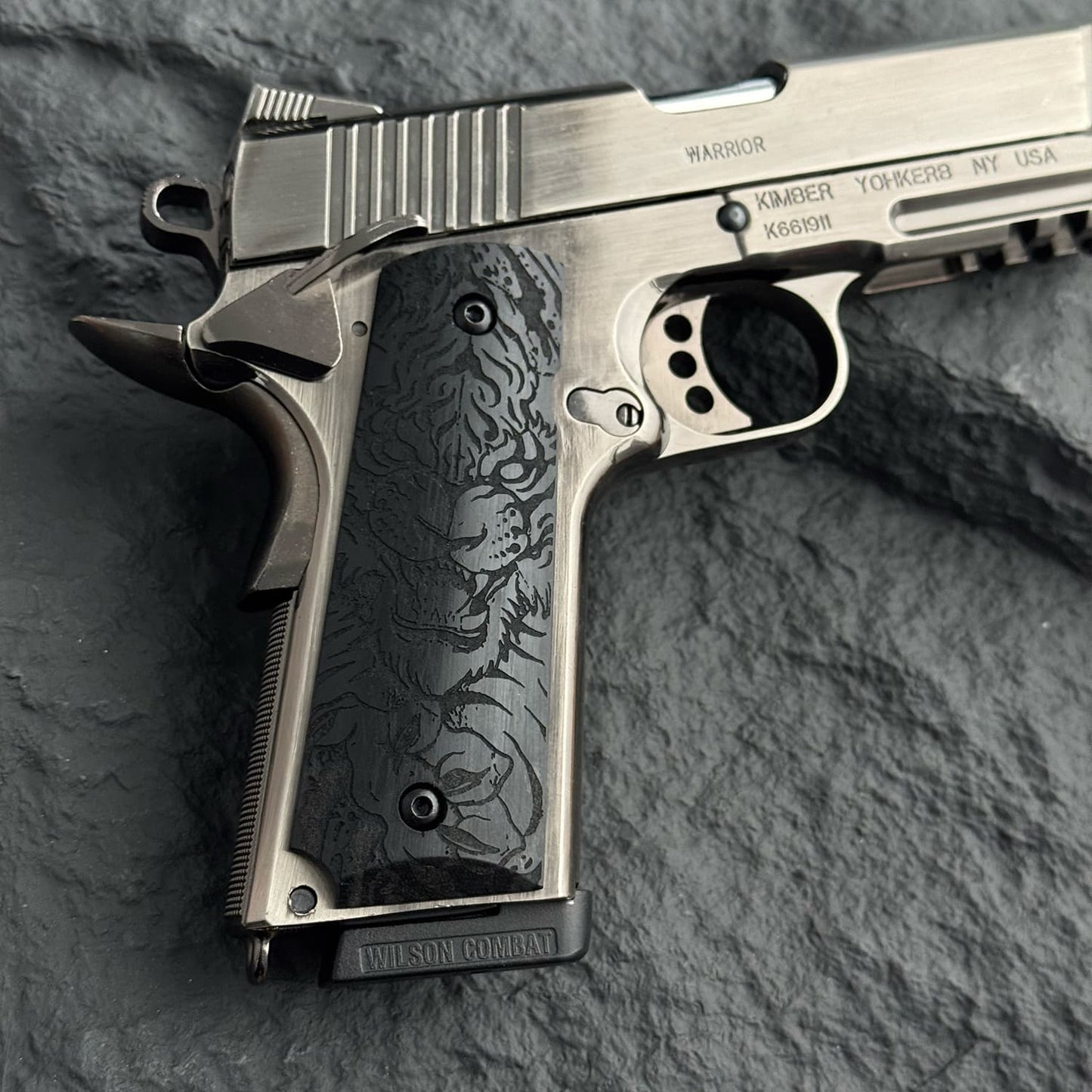 1911 Full Size Composite material Pistol Grips Tiger