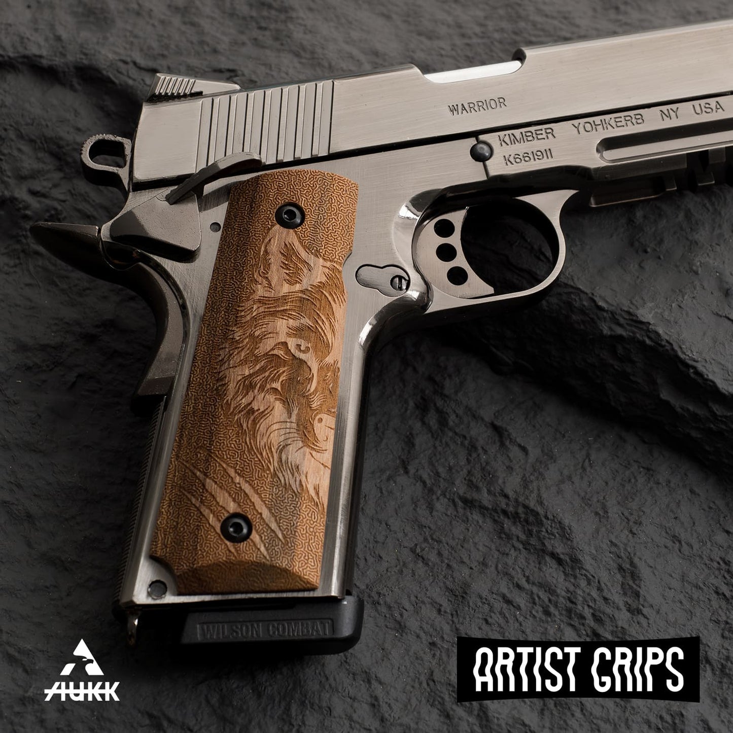 1911 Full Size Dalbergia wood Pistol Grips Bas-relief Wolf