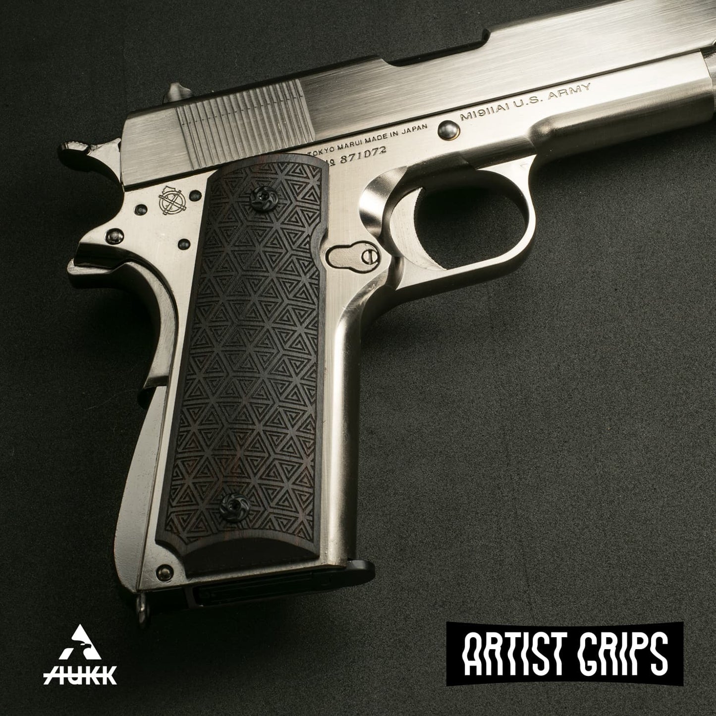 1911 Full Size Black Ebony Pistol Grips Bas-relief Geometric Figure