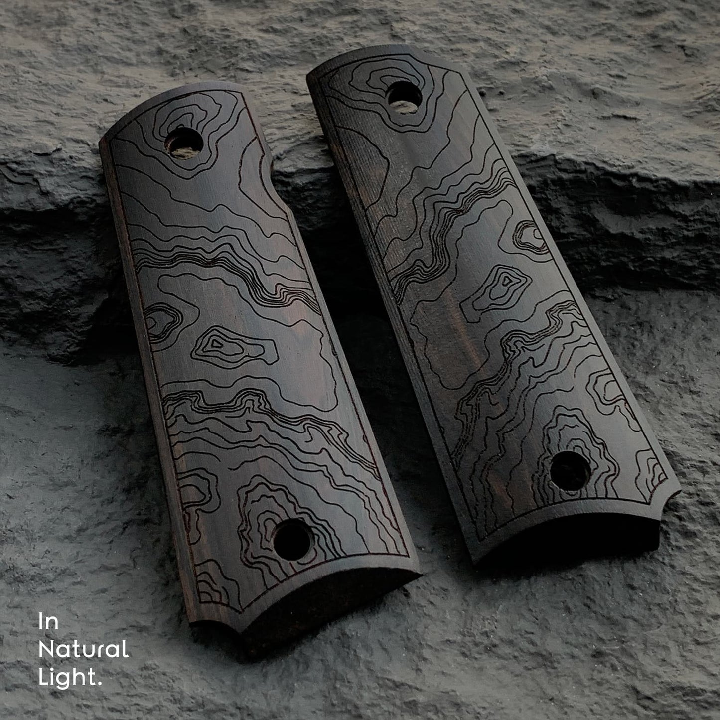 1911 Full Size Black Ebony Pistol Grips Bas-relief Contour
