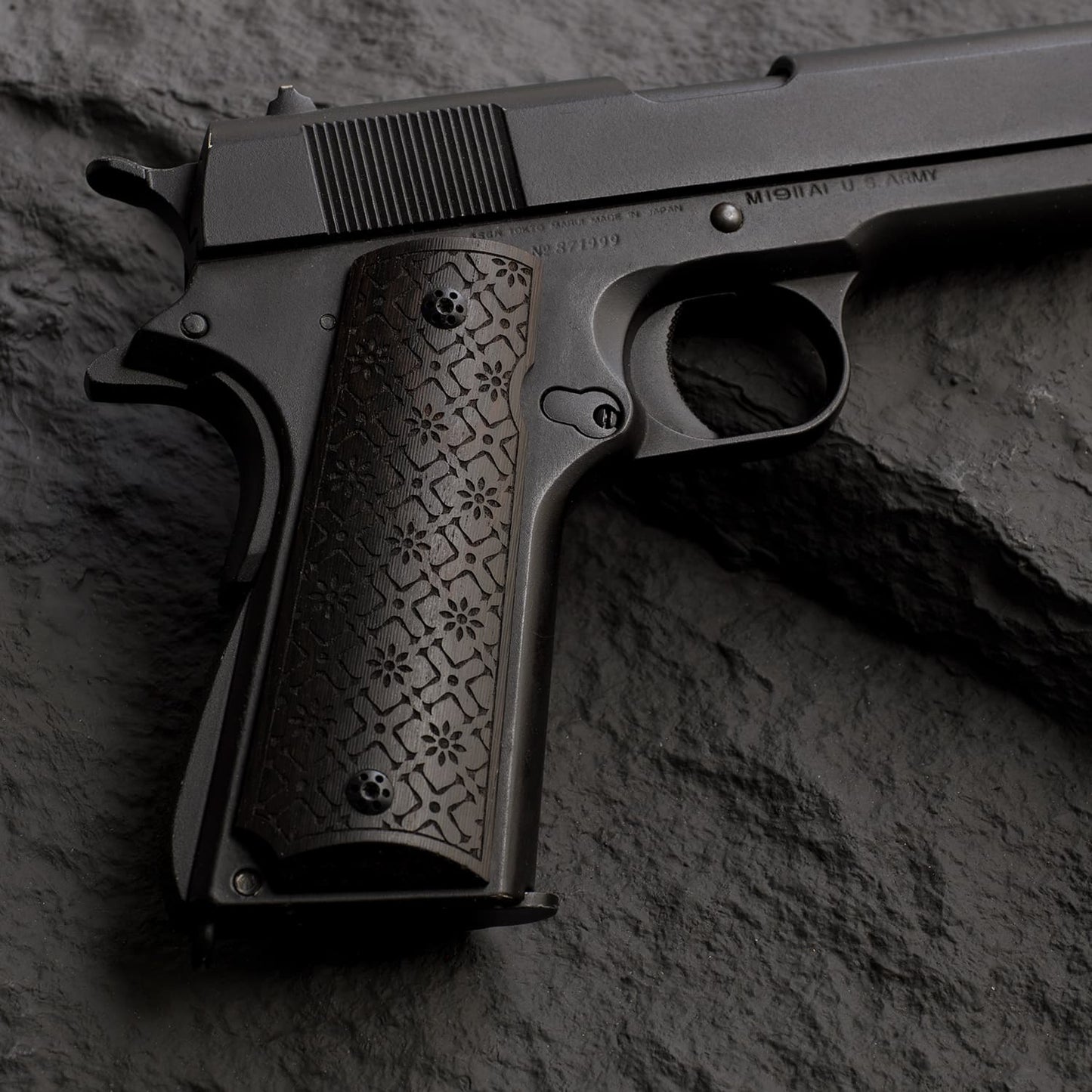 1911 Full Size Black Ebony Pistol Grips Bas-relief Cross and Flowers
