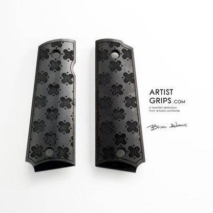 1911 Full Size Black Ebony Pistol Grips Bas-relief Four-leaf Clover D1